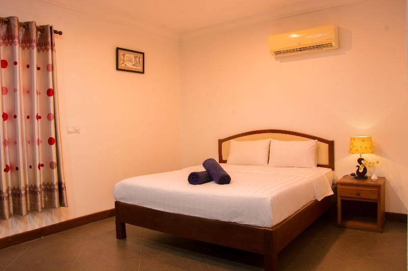 Отель Monysunita Angkor Home