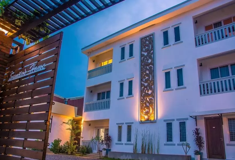 هتل Monysunita Angkor Home