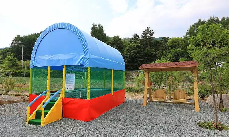 Hotelli Rainbow Hwangto Pension