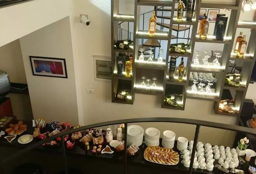 هتل Sea Valley Suites