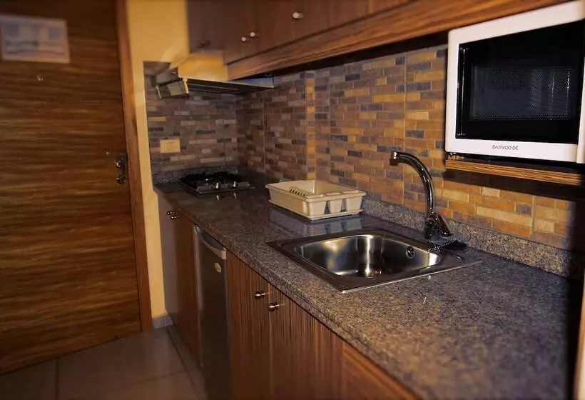 هتل Sea Valley Suites