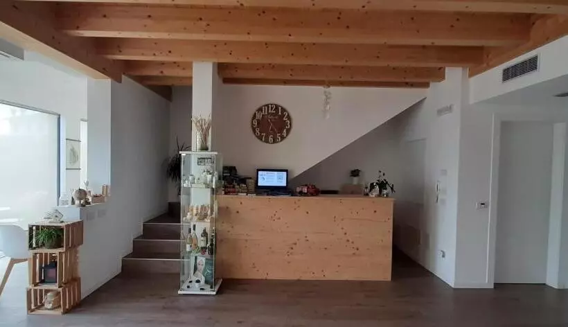 Hotelli Stella Del Garda