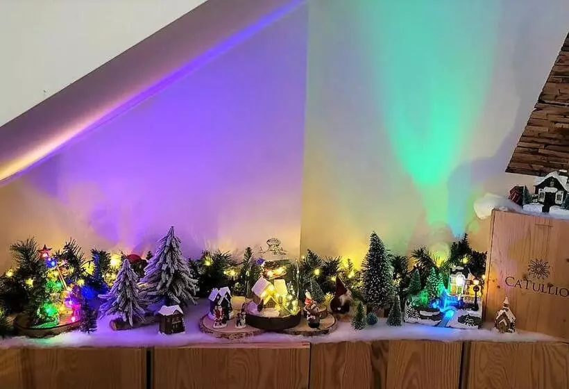 Hotelli Stella Del Garda