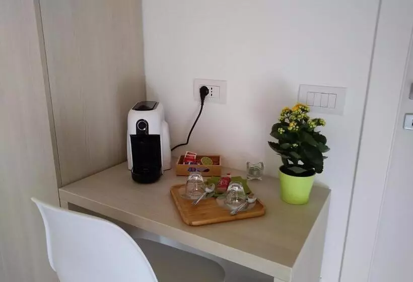 Hotelli Stella Del Garda