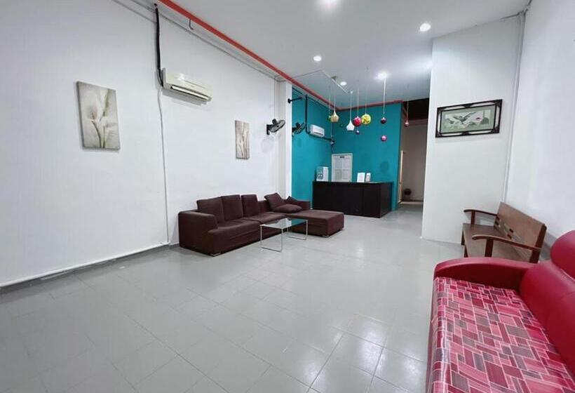 호텔 Summer Spring