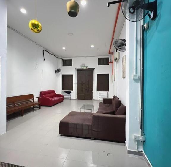 호텔 Summer Spring