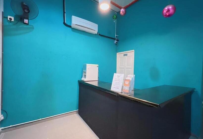 호텔 Summer Spring