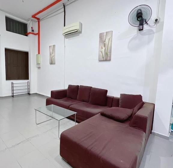 호텔 Summer Spring