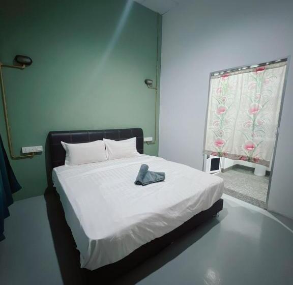 호텔 Summer Spring