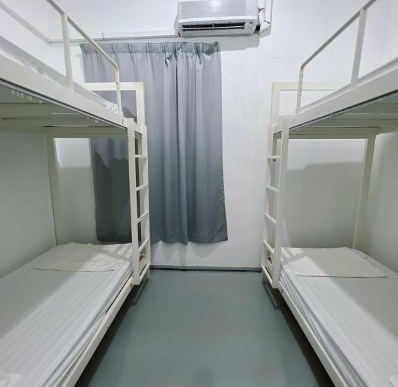 호텔 Summer Spring