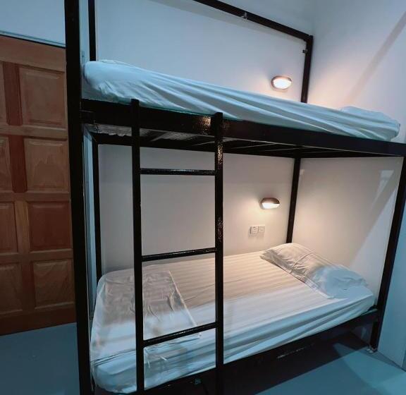 호텔 Summer Spring