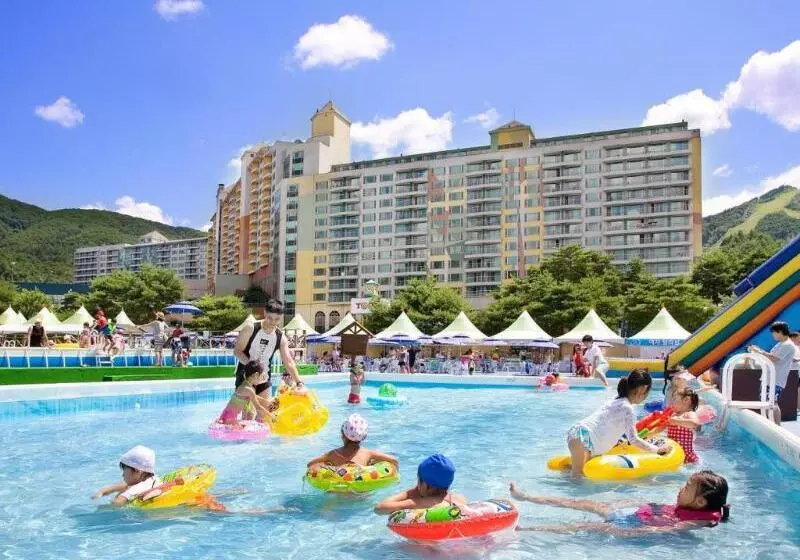 Hotelli Welli Hilli Park Resort