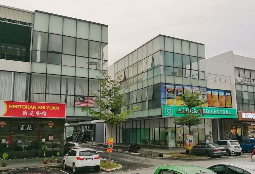 Ikon Hotel At Klia & Klia2