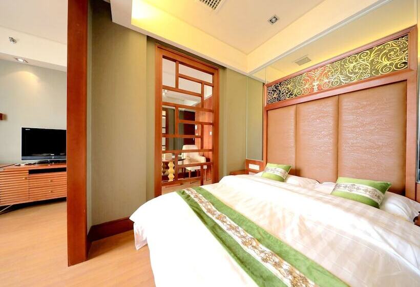 Nanchang Honggutan Taili Apartment