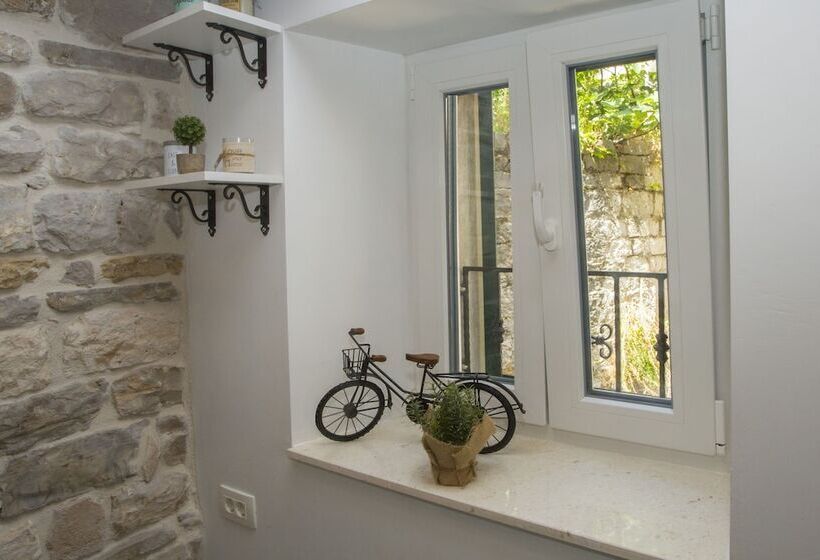 Pensió Old Center Cozy Room