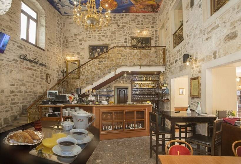 Pensió Old Center Cozy Room