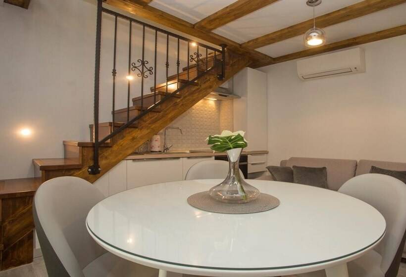 Pensió Old Center Cozy Room