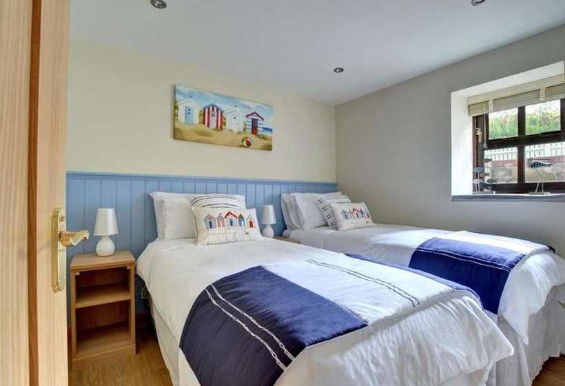 Beautiful Stone Cottage With Fireplace In Quiet Surroundings