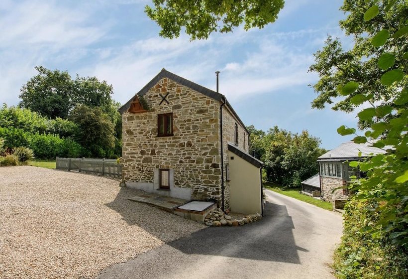 Beautiful Stone Cottage With Fireplace In Quiet Surroundings