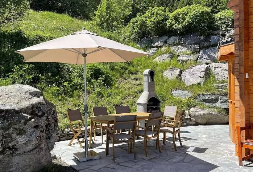 Chalet Belle Roche Recently Renovated Jacuzzi