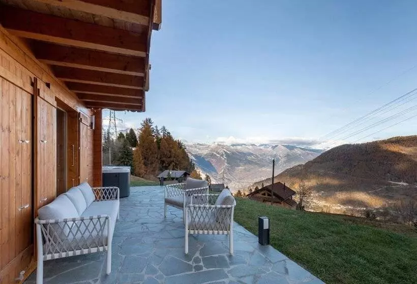 Chalet Belle Roche Recently Renovated Jacuzzi