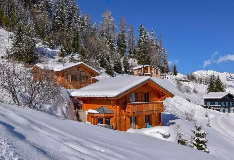 Chalet Belle Roche Recently Renovated Jacuzzi