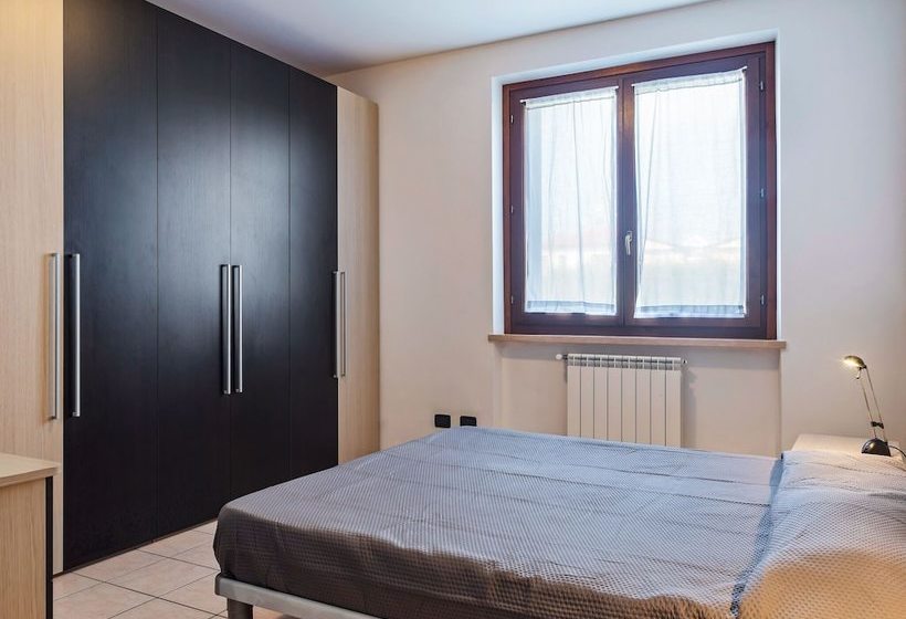 Charming Cottage In Renovated Farmhouse Near Lake Garda