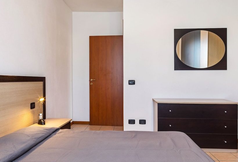 Charming Cottage In Renovated Farmhouse Near Lake Garda