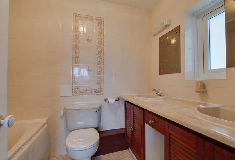 Cosy Cottage In Padstow With Gas Fireplace And A Nice Garden With Terrace