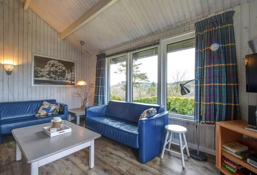 Detached Bungalow In Naturpark Nordeifel Near A Reservoir