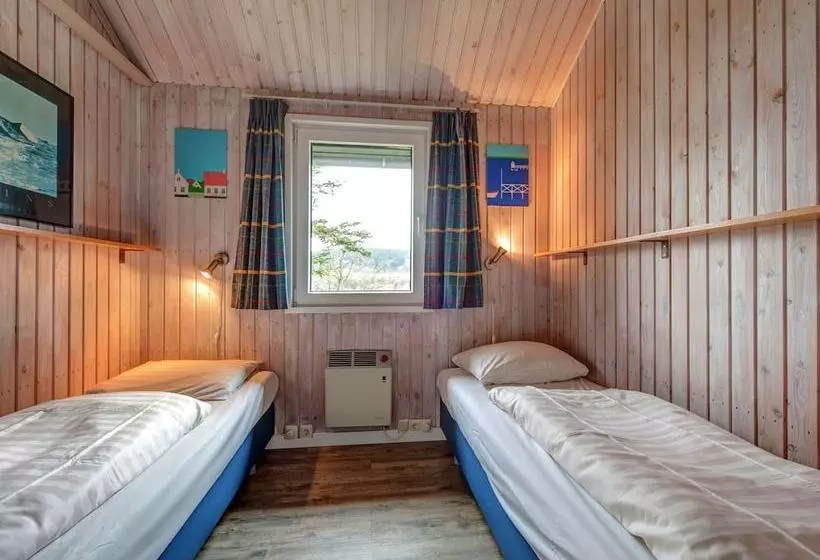 Detached Bungalow In Naturpark Nordeifel Near A Reservoir