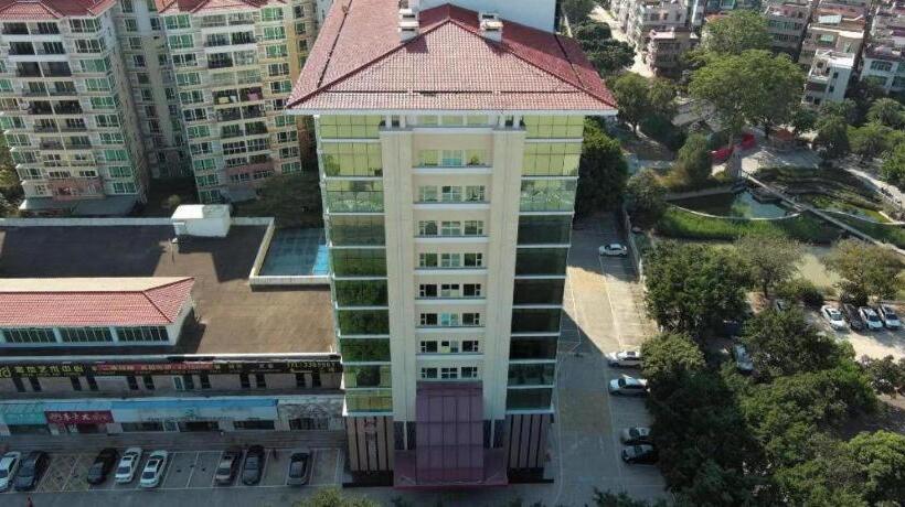 בית מלון כפרי Grand Nest