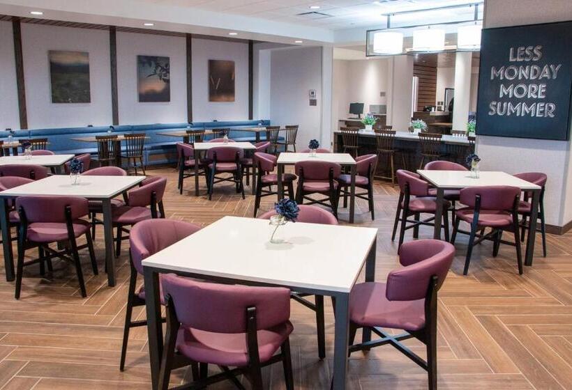 ホテル Fairfield Inn & Suites By Marriott Davenport Quad Cities