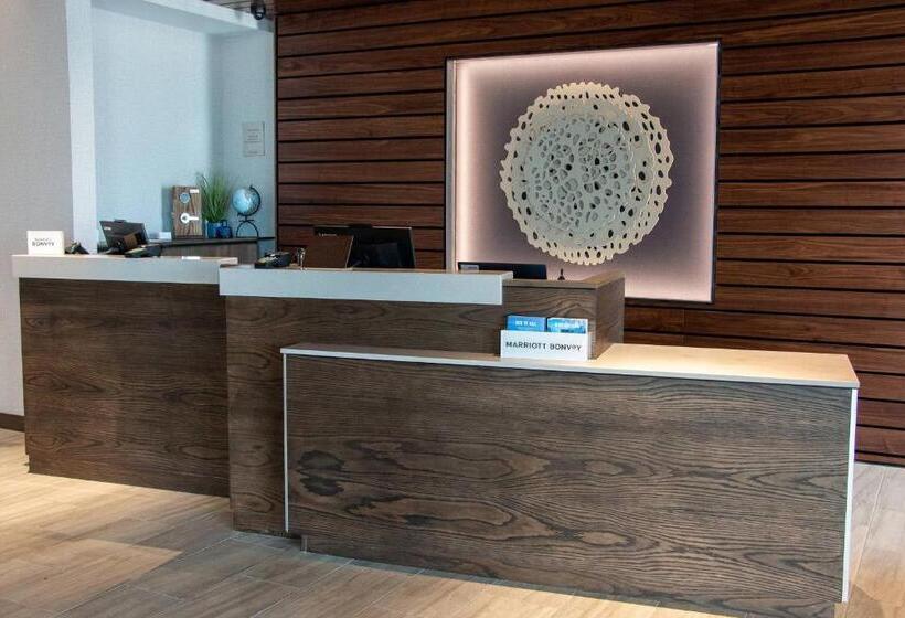 ホテル Fairfield Inn & Suites By Marriott Davenport Quad Cities