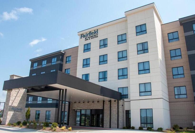 ホテル Fairfield Inn & Suites By Marriott Davenport Quad Cities