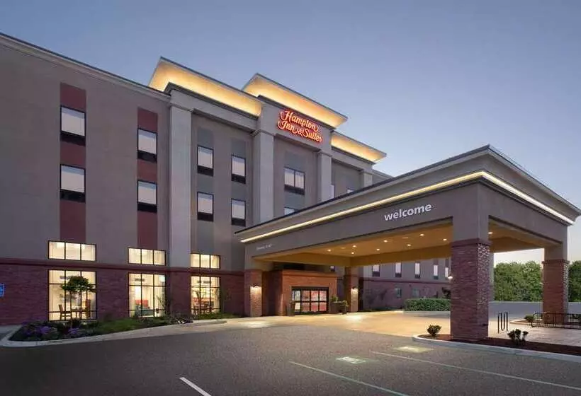 Hotelli Hampton Inn & Suites Watsonville