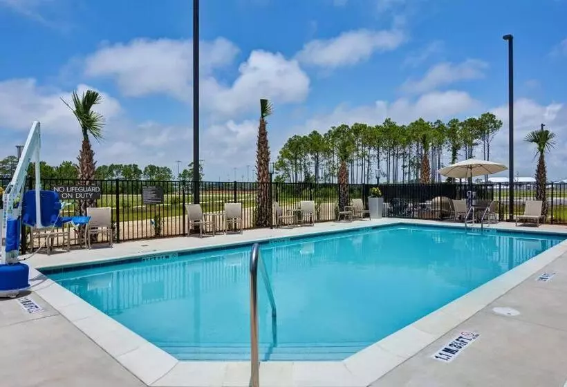 Hotelli Towneplace Suites By Marriott Panama City Beach Pier Park
