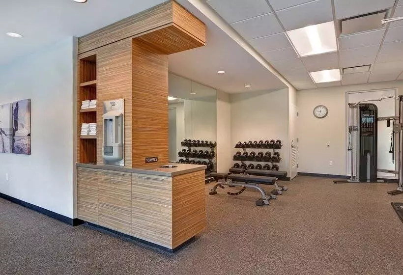 Hotelli Towneplace Suites By Marriott Panama City Beach Pier Park