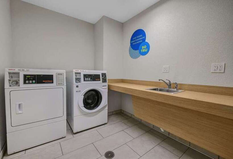 فندق Tru By Hilton Lathrop, Ca