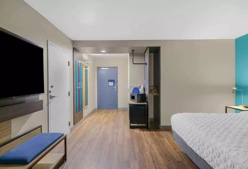 ホテル Tru By Hilton Lathrop, Ca