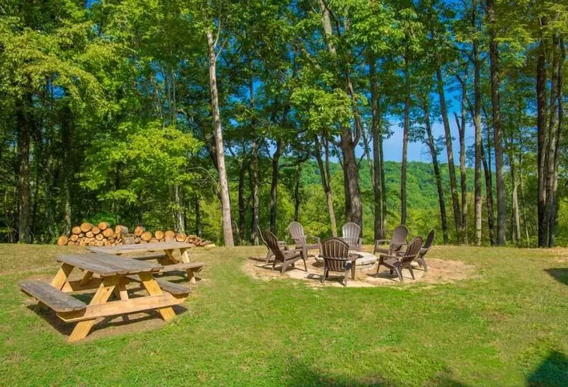 Parkside Lodge
