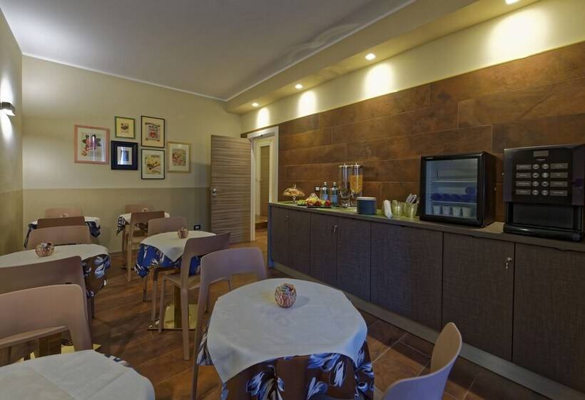 بنسيون Red Ribbon