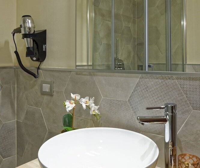 بنسيون Red Ribbon