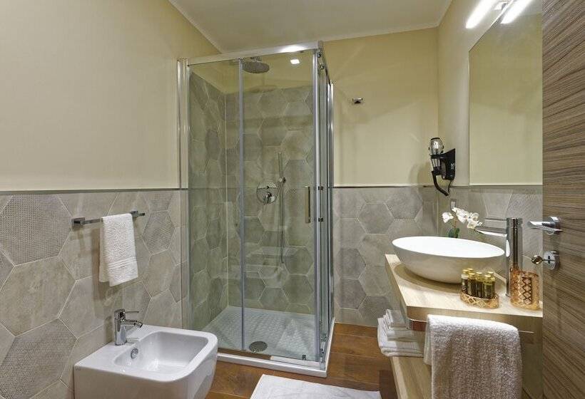 بنسيون Red Ribbon