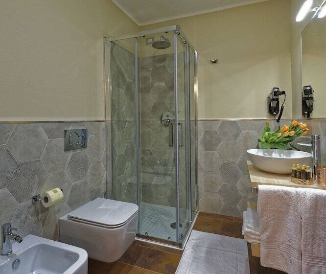 بنسيون Red Ribbon