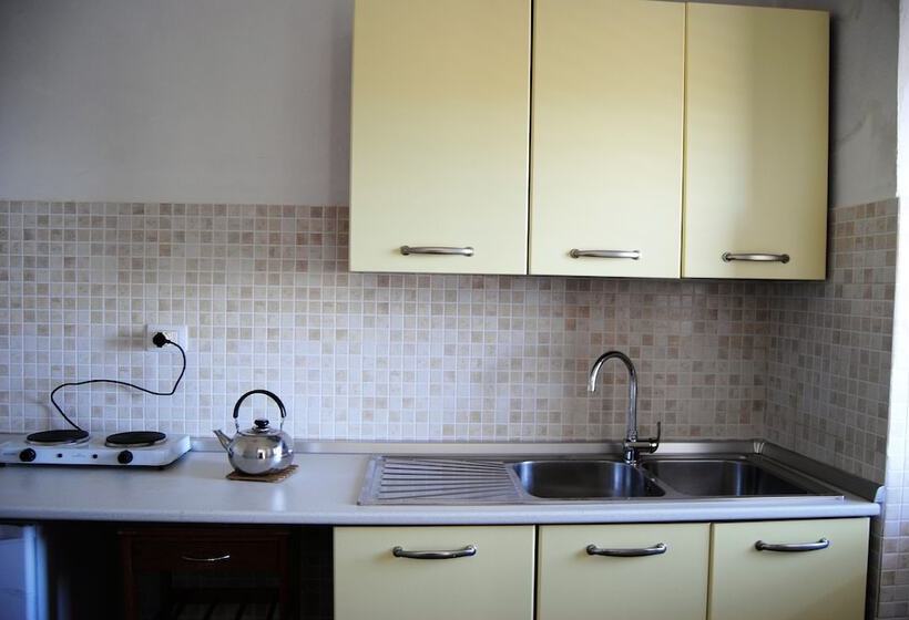 تختخواب و صبحانه Casale Clemente