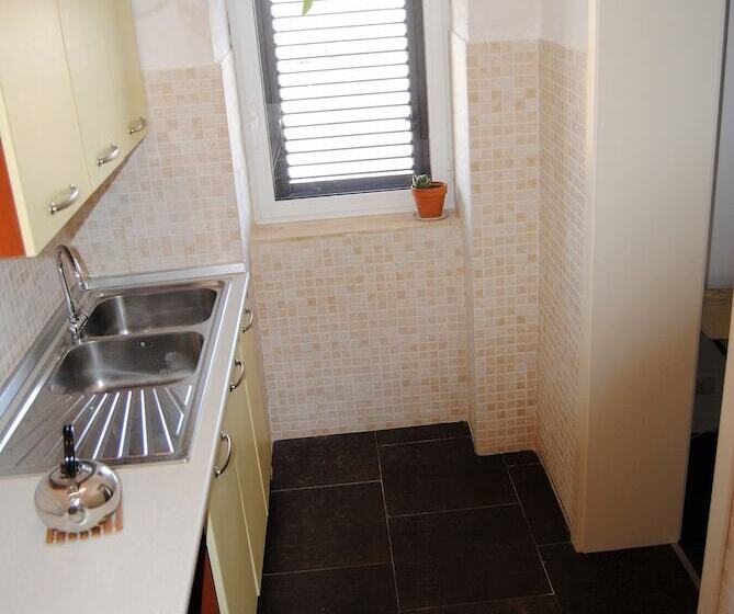 تختخواب و صبحانه Casale Clemente