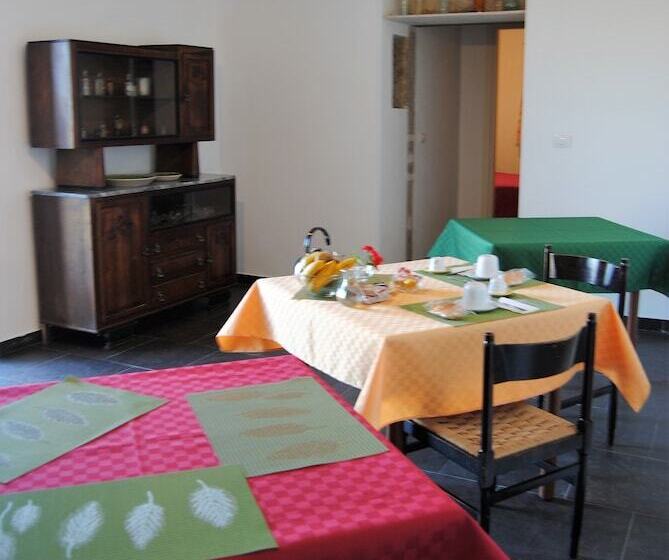 تختخواب و صبحانه Casale Clemente