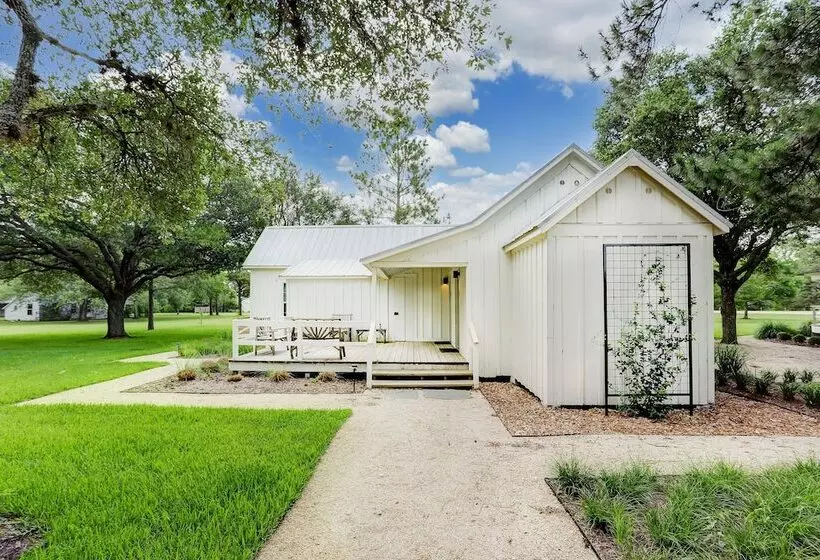 Aamiaismajoitus (B&B) Farmstead Round Top