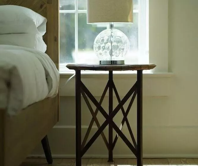 Aamiaismajoitus (B&B) Farmstead Round Top